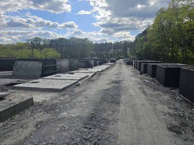Zbiorniki betonowe różnych pojemności z atestem PZH  w Karczewie